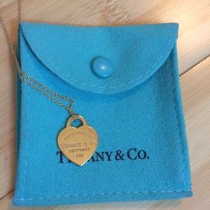 Return to Tiffany gold heart necklace